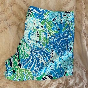 Lilly Pulitzer Callahan Shorts in Blue Let’s Cha Cha